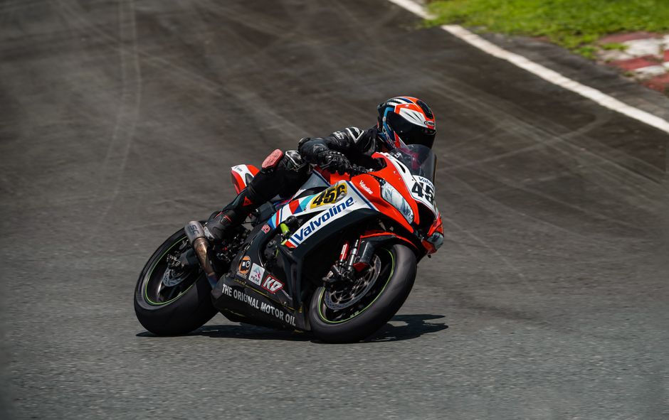 Podium celebration, Razgatlioglu, tire marks, speed blur